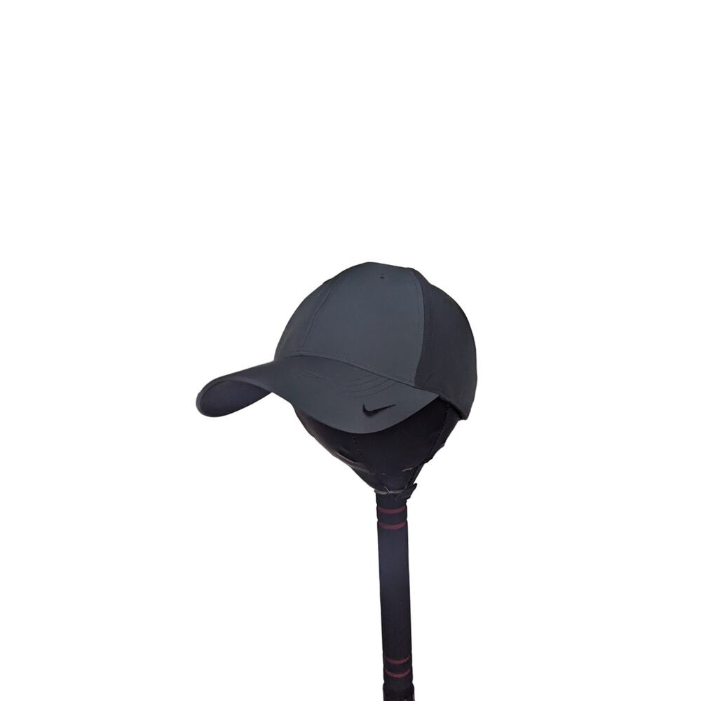 NIKE HAT.